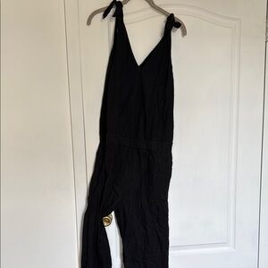 Black Sleeveless Jumpsuit
